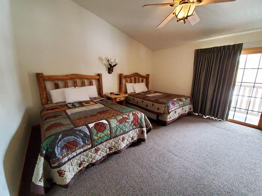 Grand Bear Resort At Starved Rock Utica Eksteriør bilde