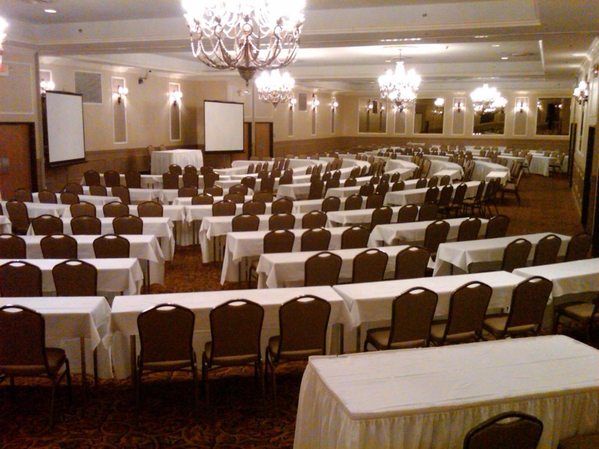 Grand Bear Resort At Starved Rock Utica Eksteriør bilde